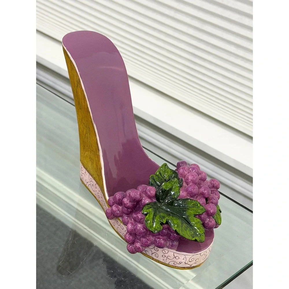 Grape Shoe Wine Holder 9.5